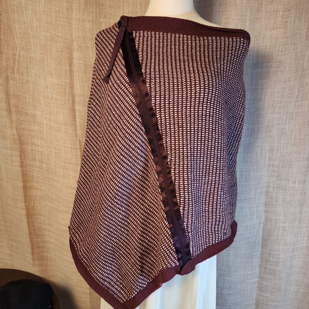 Lululemon 100% Merino Wool Asymmetric Zip Wrap Poncho Burgundy Cream O/S